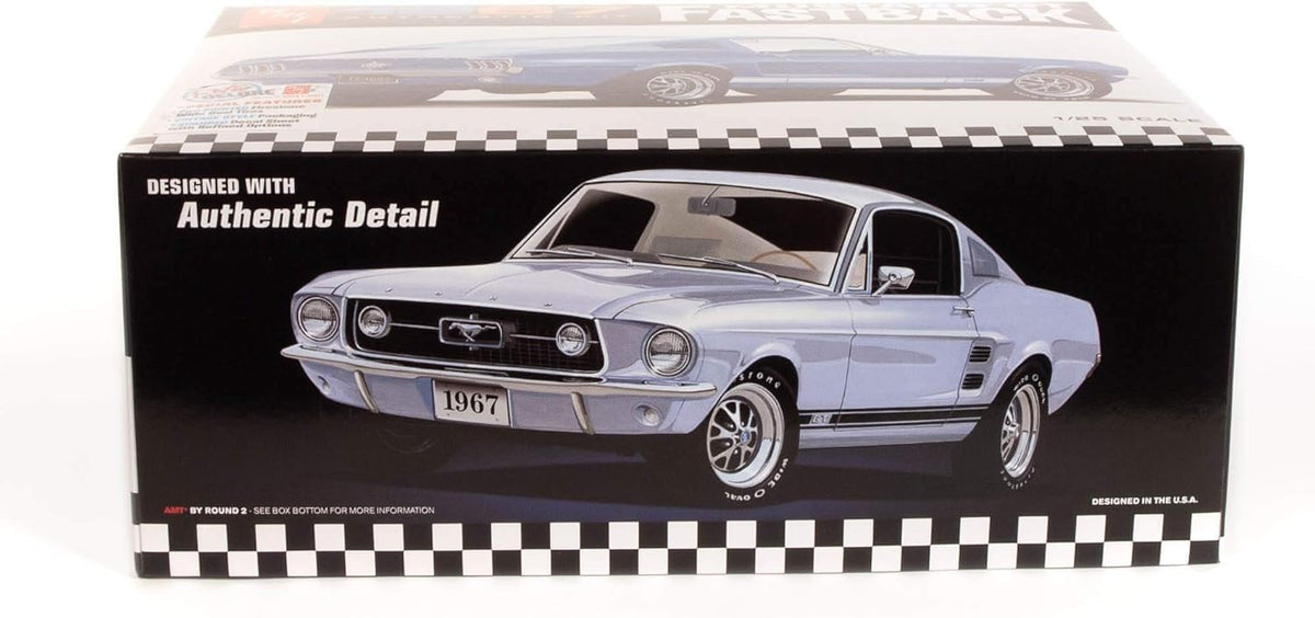 Kit de Modelo AMT Round 2 Ford Mustang GT Fastback 1967, a escala 1:25, cromado (AMT1241)