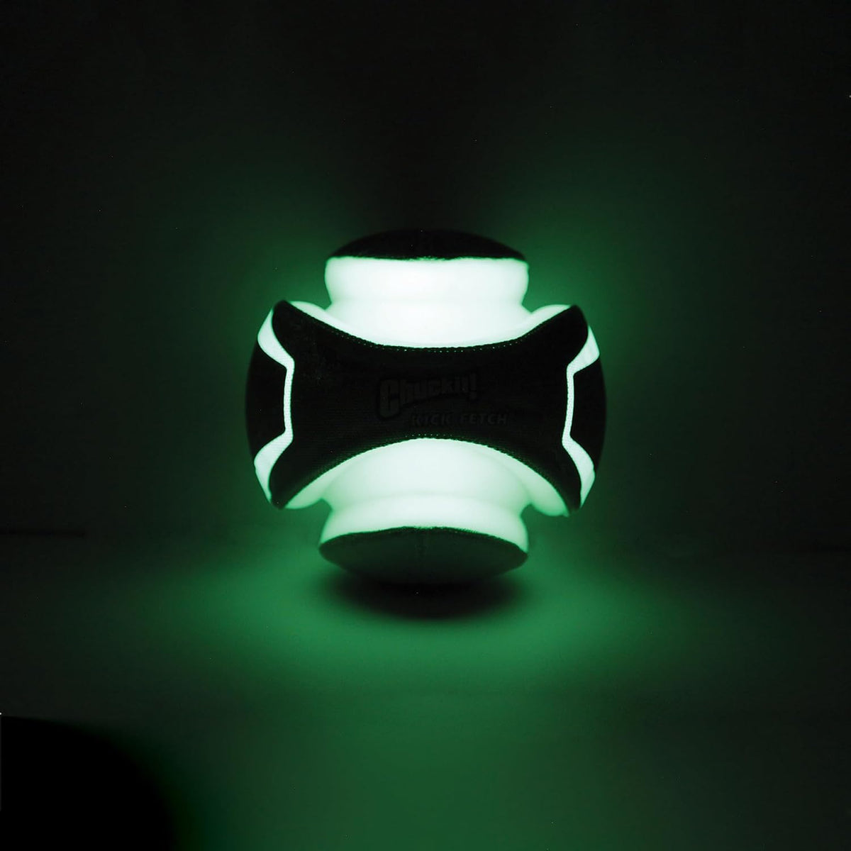 Pelota de Chuckit! Kick Fetch Max Glow, Grande (20 cm) Juguete para Perros que Brilla en la Oscuridad