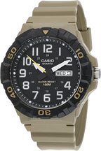 Casio MRW200H Series | Reloj analógico para hombre | Diseño deportivo | Resistencia al agua 100 metros | Indicador de fecha | Bisel rotatorio | Cronometraje regular (HR, Min, SEC, PM, Date, Day) | Batería 3 años