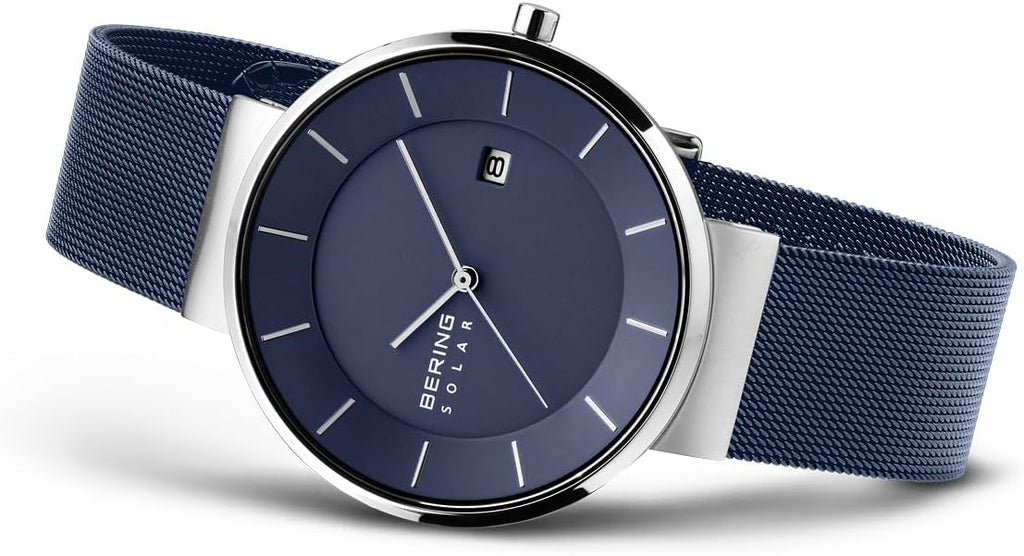 BERING Reloj analógico de colección solar para hombre con correa de acero inoxidable y cristal de zafiro