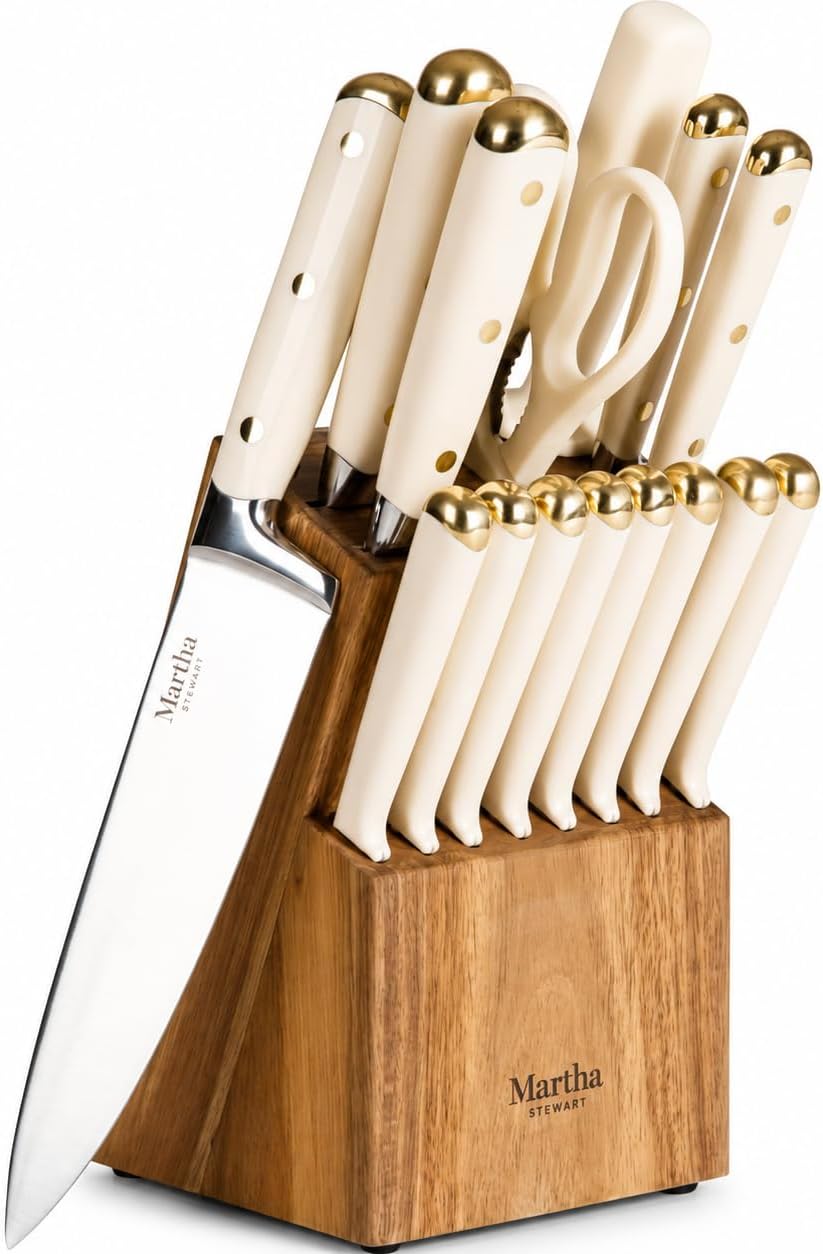 Martha Stewart Lockton - Juego de 16 cuchillos de chef de acero inoxidable de alto carbono forjados, bloque de madera de acacia, asas triples remachadas, lino blanco y dorado
