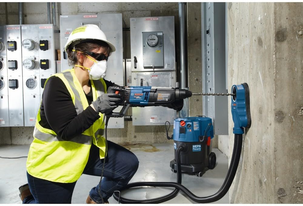 BOSCH 8.5 Amp GBH2-28L SDS-plus Bulldog Xtreme Max 1-1/8 en. Rotary