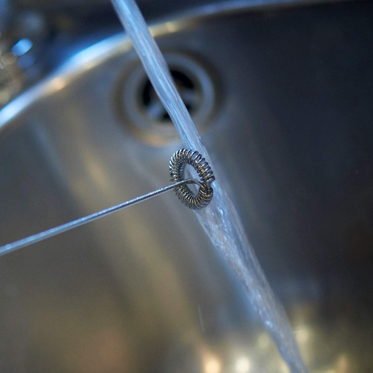 Espumador de Leche Aerolatte Sin Vapor, Acabado en Cromo Pulido, Batidor de Acero Inoxidable 18/8, Carcasa de Plástico Libre de BPA, Incluye Baterías