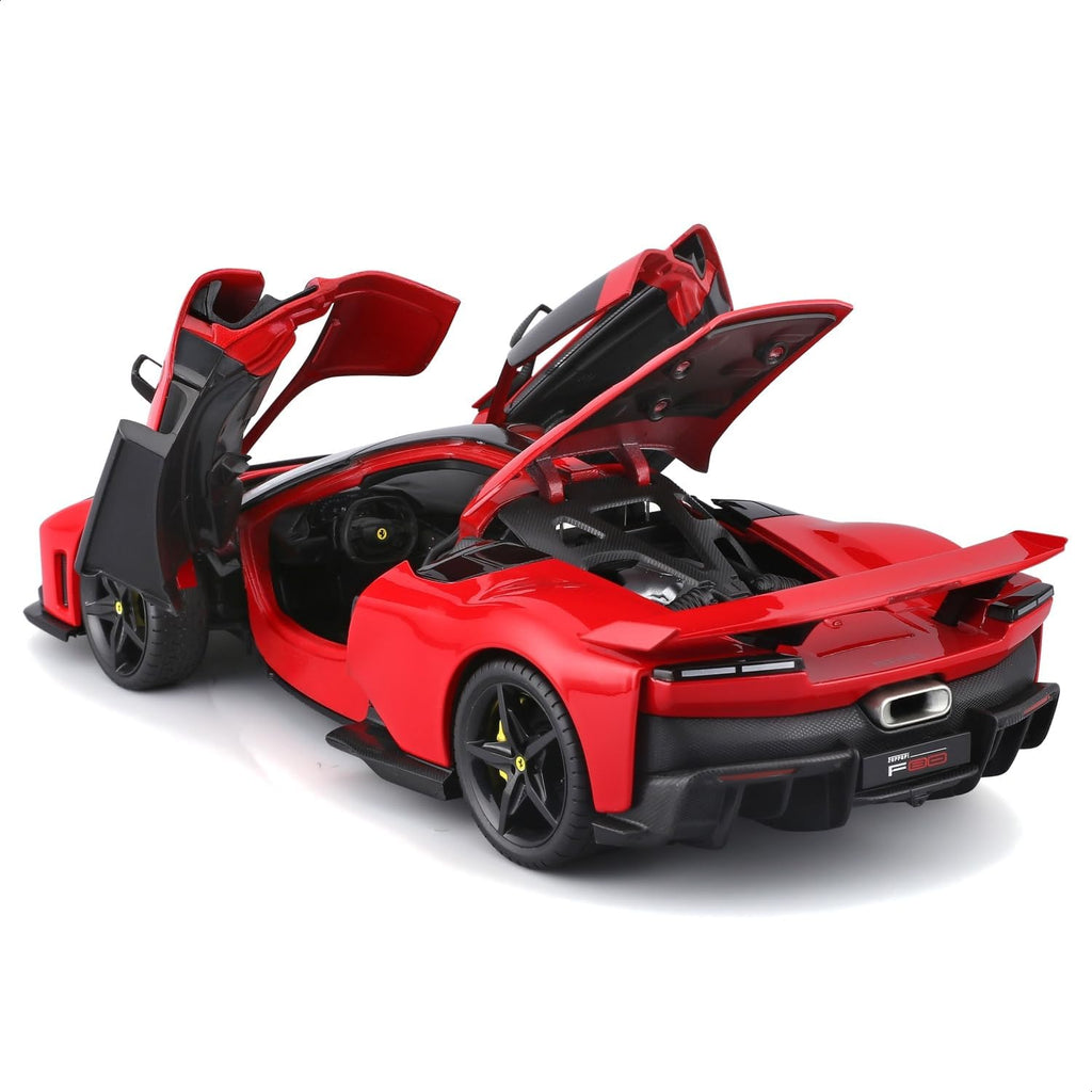 Bburago – Ferrari F80 a escala 1:18, modelo fundido a presión en el legendario rojo Ferrari, réplica detallada con puertas y baúl que se pueden abrir, licencia oficial de Ferrari, edad recomendada 3+