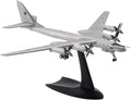 1:200 Escala Tu-95 Bear Bombardero estratégico Modelo de aeronave de fundición a presión Militar Aviones de largo alcance Modelos de aleación para colección o regalo Interchage