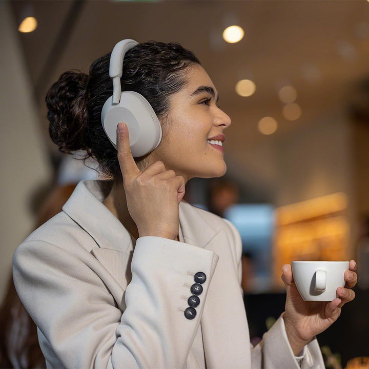 Sony WH-1000XM5 Auriculares con cancelación de ruido premium, optim...