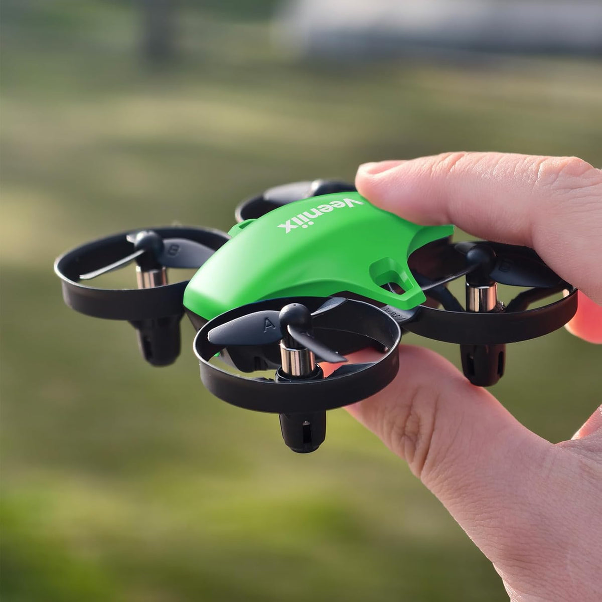 V995 Mini Dron para Niños y Principiantes, Avión Cuadricóptero para Interiores y Exteriores para Niños y Niñas con Giros 3D, Rotación de 360°, Vuelo Circular, Vuelo Estacionario Automático, Modo sin
