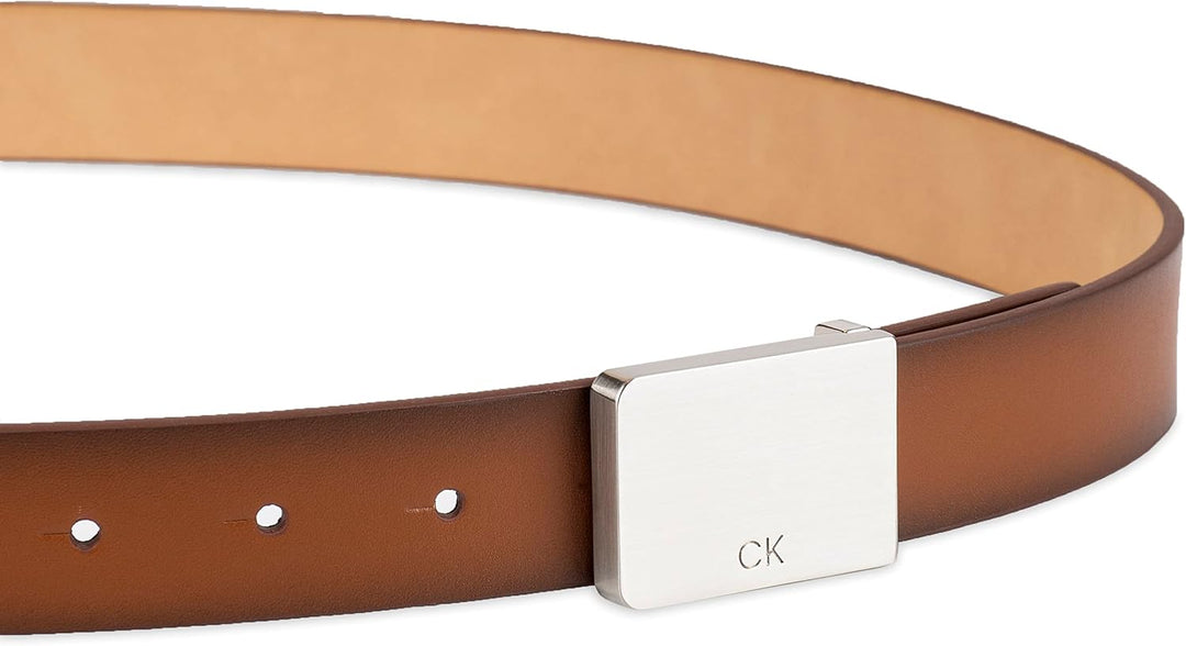 Calvin Klein Cinturón con hebilla de placa moderna y detalle de log...