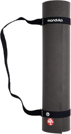 Manduka Esterilla transportadora de yoga – Algodón ecológico, fácil de transportar, manos libres, para todos los tamaños de esterilla, 68 x 1.5 pulgadas