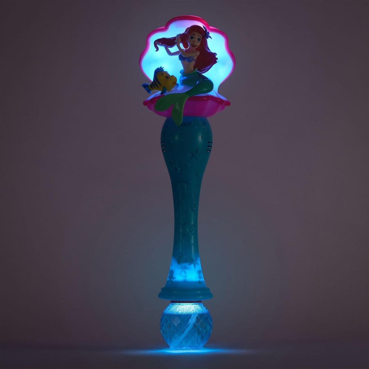 Disney Store Varita de burbujas con luz y sonido oficial de The Little Mermaid Ariel & Flounder - Juguete LED interactivo, perfecto para niños y fanáticos, ideal para juegos al aire libre y fiestas