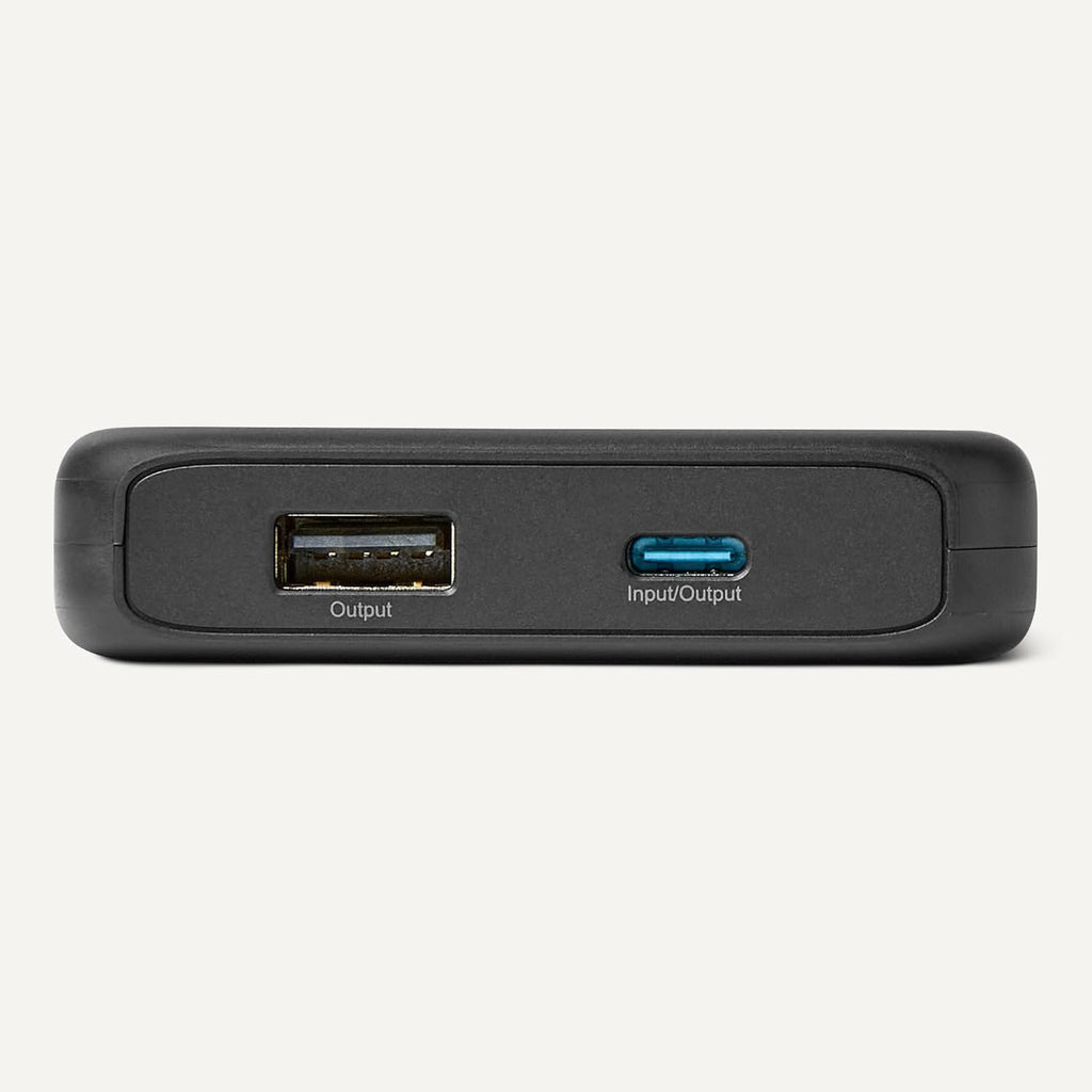 Amazon Basics Cargador portátil delgado con pantalla LED, 10.000 mA...