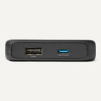 Amazon Basics Cargador portátil delgado con pantalla LED, 10.000 mA...