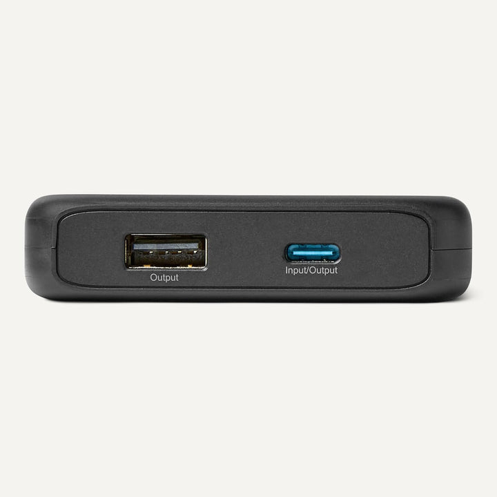 Amazon Basics Cargador portátil delgado con pantalla LED, 10.000 mA...
