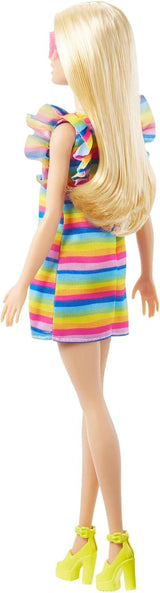 Muñeca Barbie Fashionistas N.° 197 con cabello rubio y brackets, us...