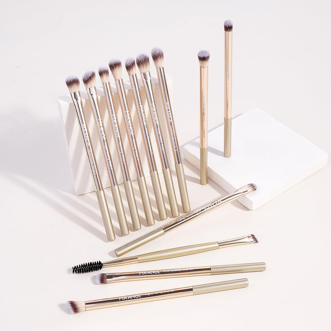 MAANGE Juego de 13 brochas de maquillaje con bolsa, juego de brocha...