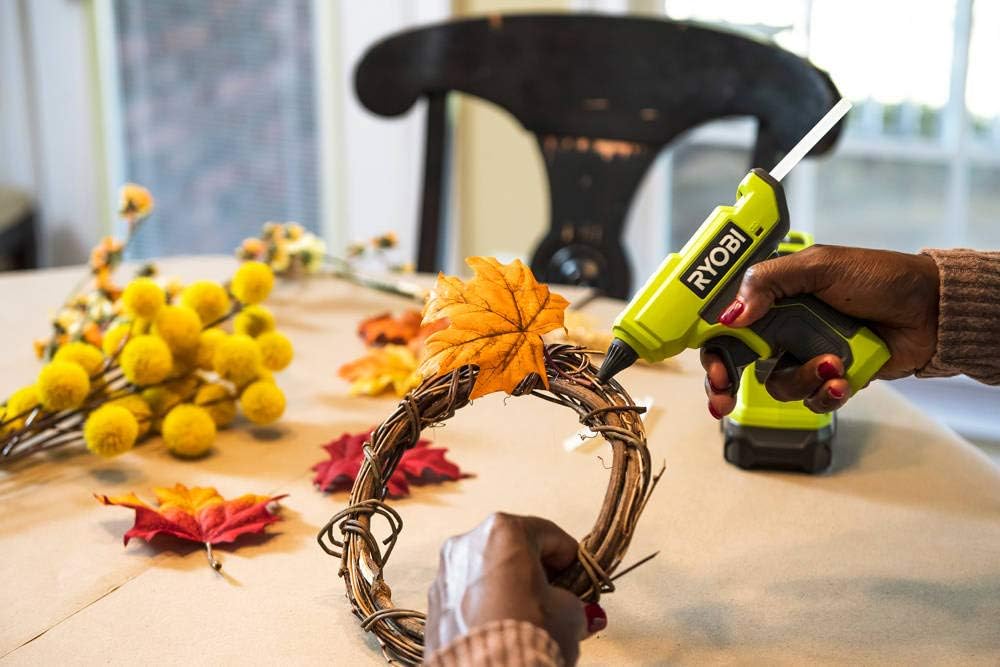 Ryobi RGLM18-0 18V ONE+ Pistola de encolar mini inalámbrica (herramienta básica), Verde