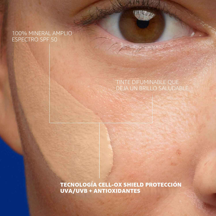 La Roche-Posay Anthelios Sunscreen SPF 40, Ultra-Light Fluid Broad...