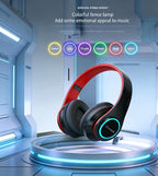 Los auriculares inalámbricos premium cuentan con una función de emisión de luz y se pueden llevar por encima de las orejas. Ofrecen un tiempo de reproducción de 24 horas y audio de alta