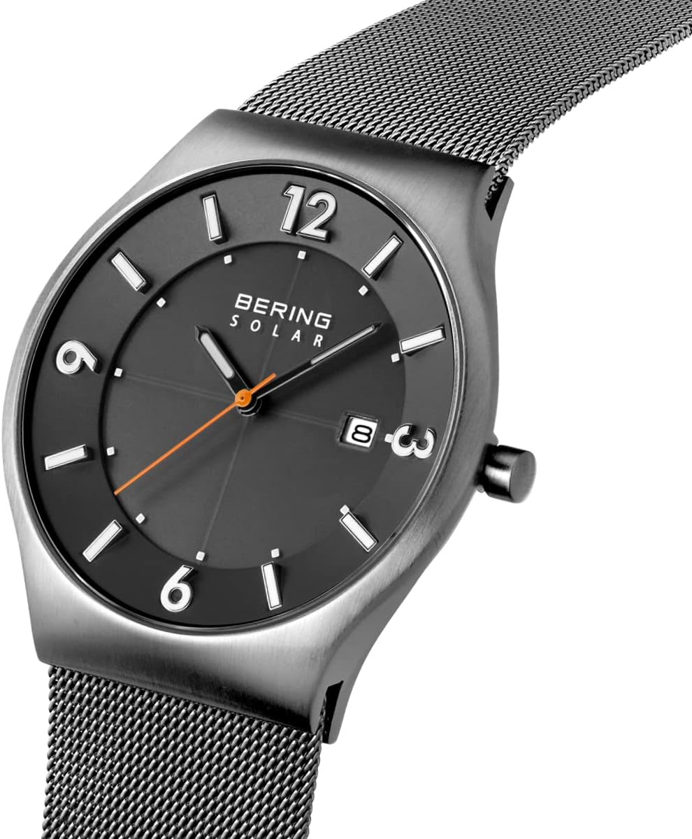 Bering Reloj para hombre de movimiento solar - Colección solar con acero inoxidable y cristal de zafiro 14440-XXX