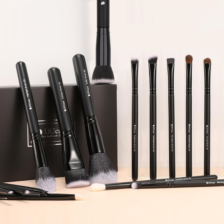 DUcare Juego de brochas de maquillaje Kabuki sintéticas de primera...