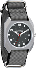 NIXON Scout A1409-328.1 ft Reloj analógico de campo para hombre resistente al agua (esfera de 1.378 in, correa de nailon de 0.787 in)