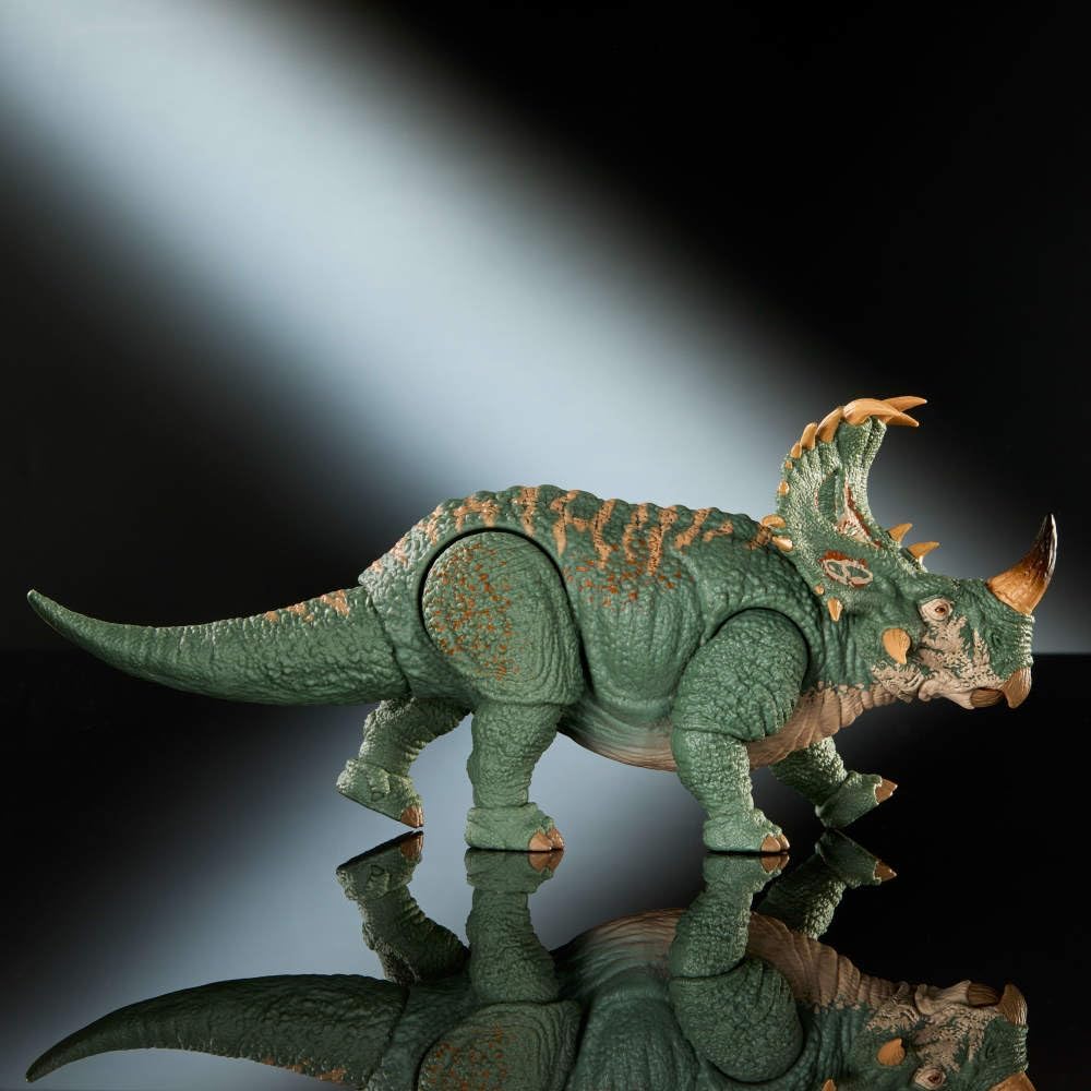Mattel Jurassic World Hammond Collection Sinoceratops Figura de juguete