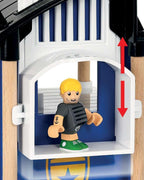Brio World - 33813 Estación de policía - Juego de juguetes interactivos para niños | Mejora la creatividad y la imaginación | Cuenta con efectos de luz y sonido | Compatible con BRIO Railway |