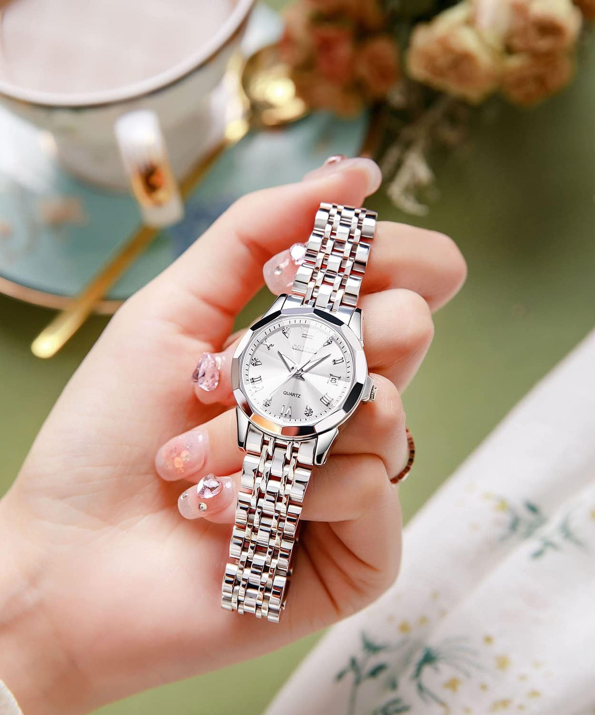 OLEVS Reloj Analógico de Cuarzo para Mujer, Acero Inoxidable Plateado de Dos Tonos, Moda, Resistente al Agua, Luminoso, con Fecha y Día, Relojes de Pulsera para Damas
