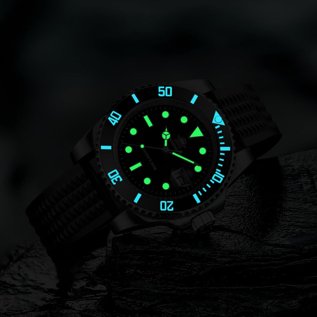 ADDIESDIVE Reloj de buceo para hombre de 1.614 in con movimiento de cuarzo para hombre, esfera fácil de leer, 200 M, impermeable, BGW9, luminoso, analógico, naranja, rojo, verde/negro, esfera