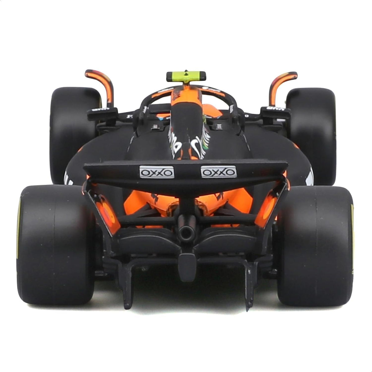 Bburago Fórmula de carrera McLaren MCL39 con casco (2025) Norris #4