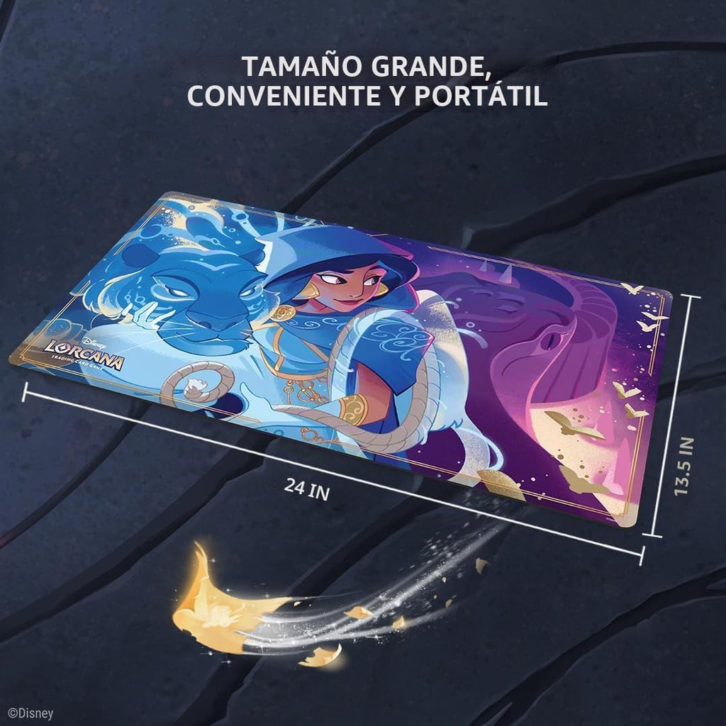 Ravensburger Disney Lorcana - Tapete de juego TCG con Mickey Mouse – Principito valiente | Protege las tarjetas – Juego versátil, escritorio o alfombrilla para mouse – Superficie antideslizante duradera – A partir de 8 años