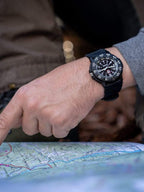 Luminox - Original Navy SEAL - Reloj para Hombre - Reloj de Buceo Militar - Función de Fecha - Resistencia al Agua 200 m - Relojes para Hombre - Hecho en Suiza