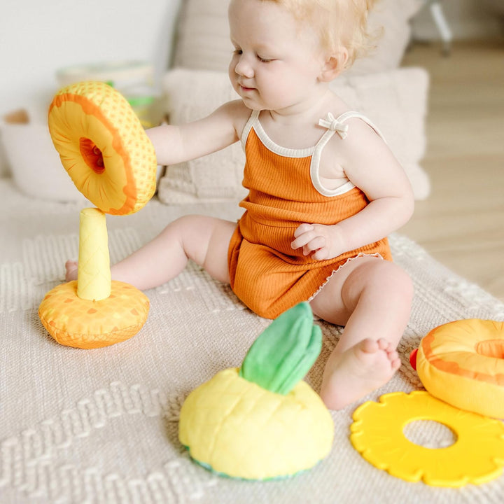 Melissa Doug Multi-Sensory Piña Soft Stacker Juguete