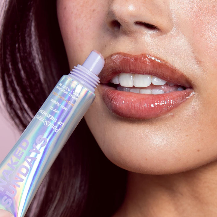 Naked Sundays Tratamiento labial tintado SPF 50 con protección sola...