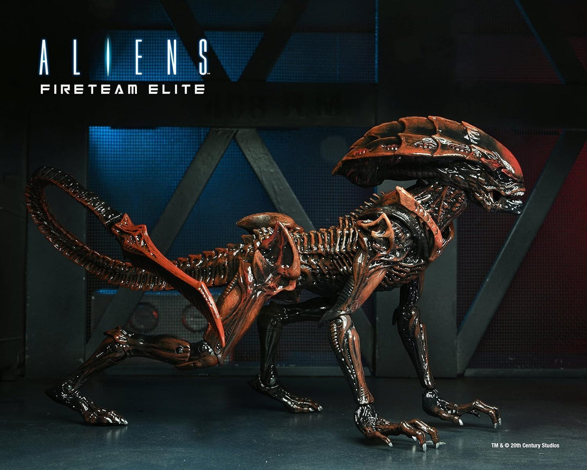 NECA Aliens Fireteam Elite Prowler - Figura de acción a escala de 7 pulgadas