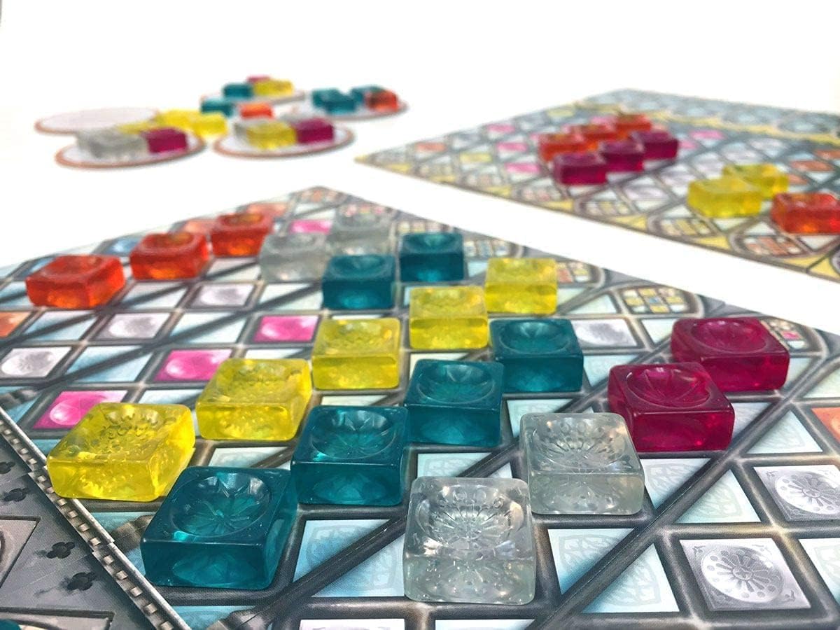 Asmodee Azul Stained Glass of Sintra - Juego de mesa EXPANSIÓN – Crea paneles de ventana coloridos, juego de estrategia de colocación de fichas para niños y adultos, a partir de 8 años, 2-4 jugadores