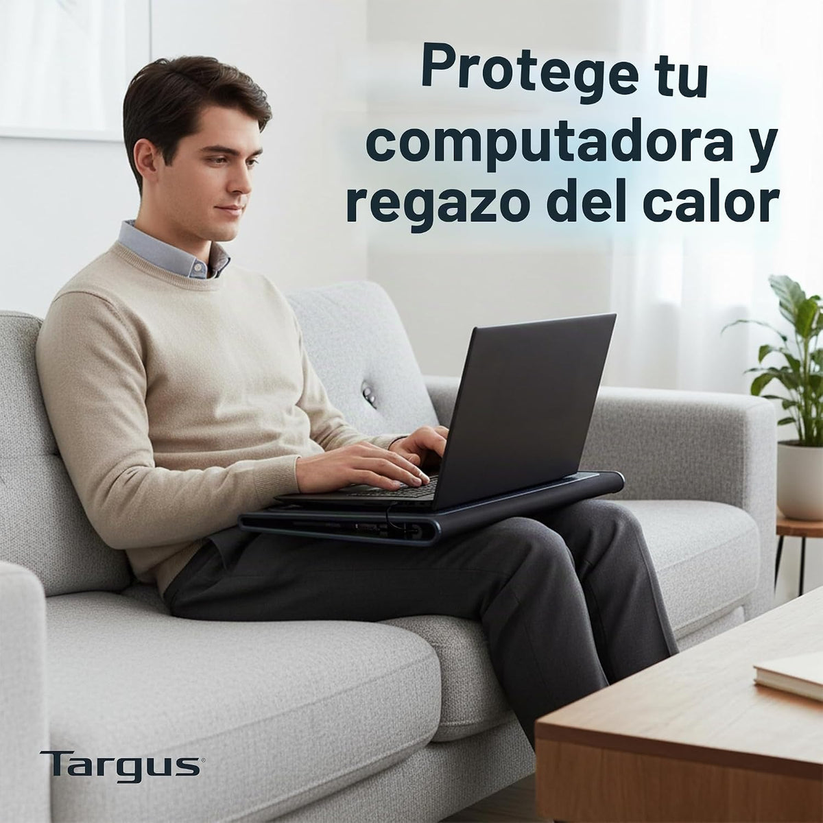 Targus Alfombrilla de Enfriamiento para Regazo con Doble Ventilador de 17 Pulgadas, Tilted