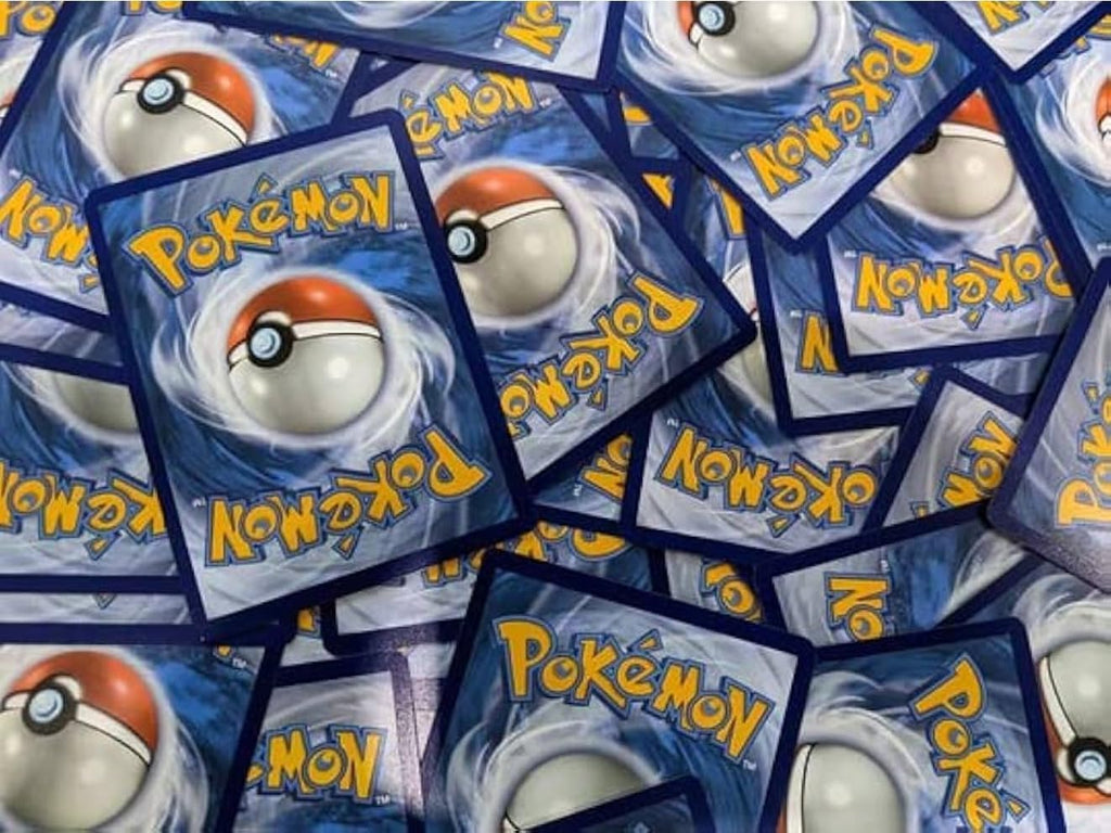 Pokemon: Paquete de 100 cartas surtidas – con láminas y 5 variedades ultra raras (V, GX, EX) – Caja oficial de cartas coleccionables de Pokémon incluida