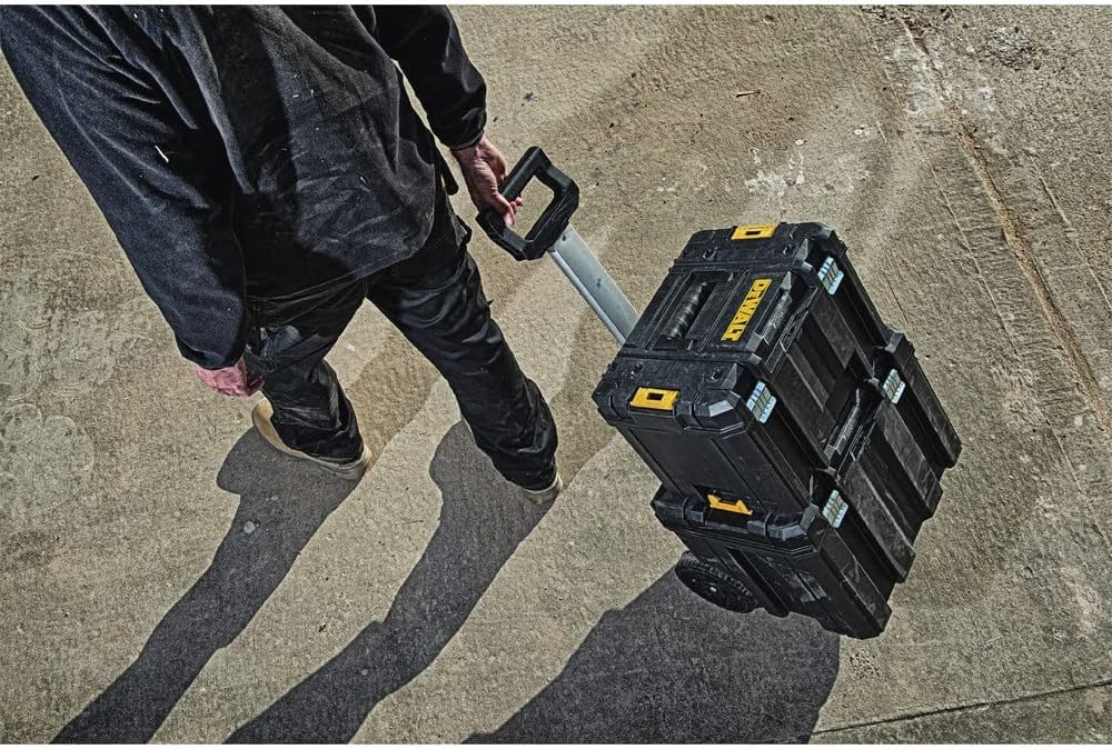 DEWALT Caja de herramientas con ruedas modular, caja de herramientas rodante grande con mango telescópico, portador portátil almacenamiento profundo apilable TSTAK (DWST17820)