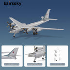 1:200 Escala Tu-95 Bear Bombardero estratégico Modelo de aeronave de fundición a presión Militar Aviones de largo alcance Modelos de aleación para colección o regalo Interchage