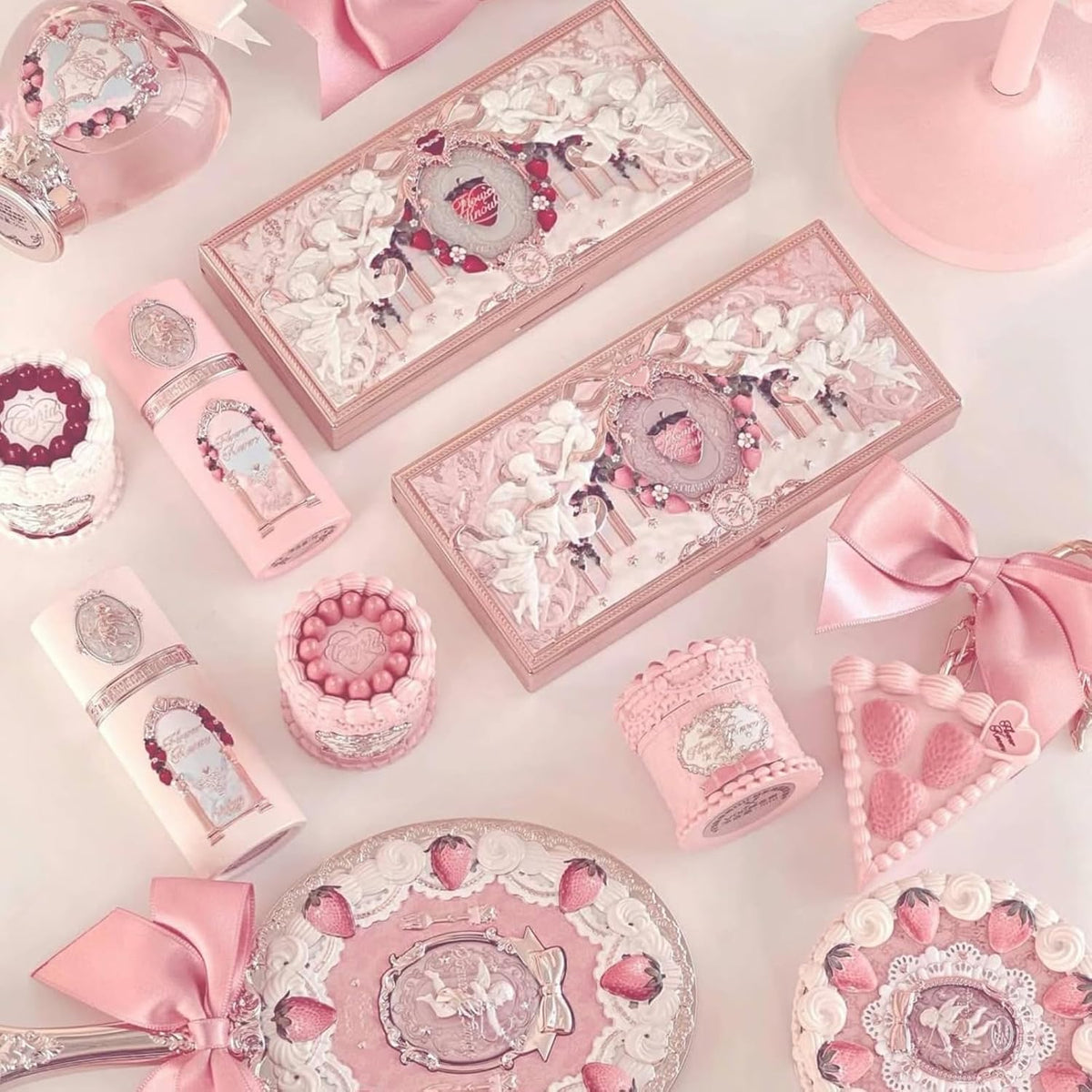 Flower Knows Caja de regalo de maquillaje Strawberry Cupid de 12 pi...