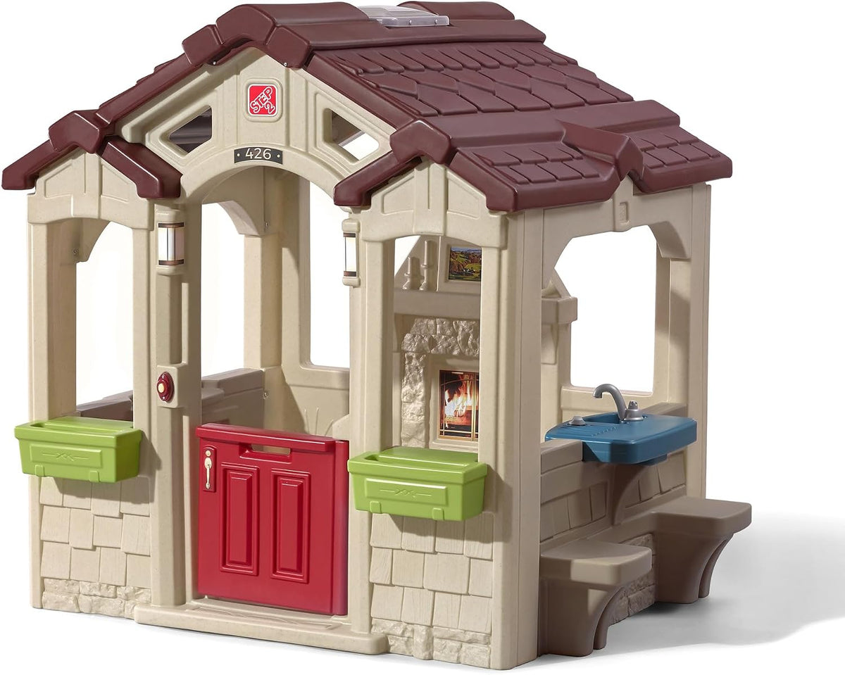 Step2 Charming Cottage Casita de Juegos para Niños, Club Infantil para Interior y Exterior, Sonidos Interactivos, Niños 2+ Años, Fácil de Montar