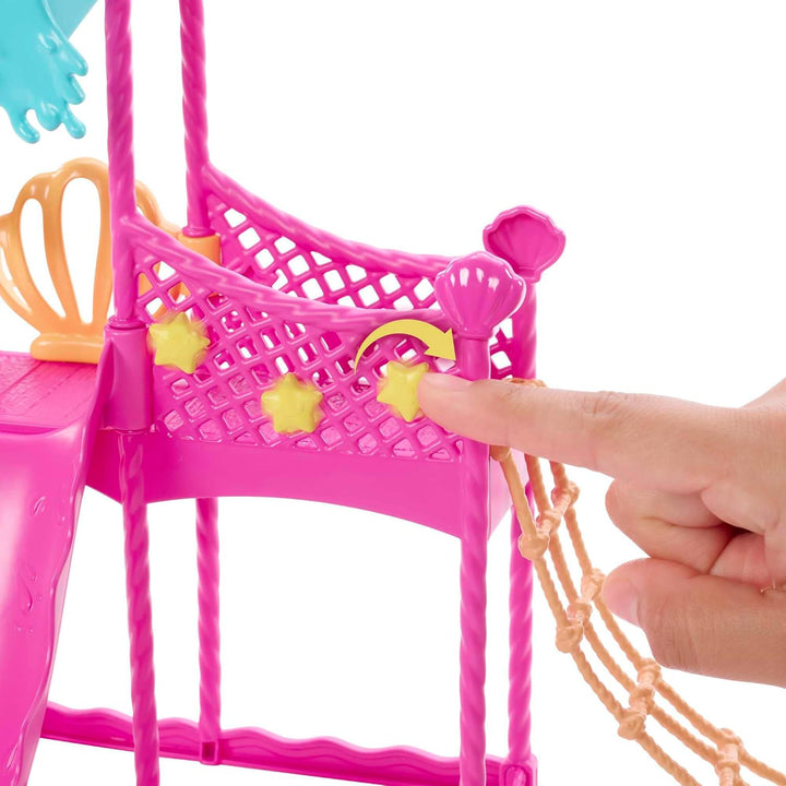 Barbie HKD80 First Jobs Skipper Set, muñeca, parque acuático con to...