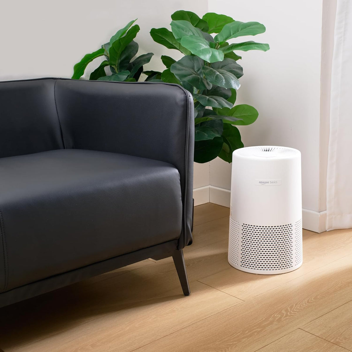 Amazon Basics Purificador de aire para el hogar y la oficina, 3 velocidades, temporizador, modo de suspensión (32 db), cubre hasta 1067 pies cuadrados, color blanco