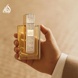 Lattafa Angham - Perfume de cítricos, lavanda, almizcle, ámbar y va...