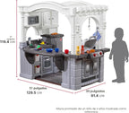 Step2 Grand Walk-in - Juego de cocina y parrilla para niños, cocineta para interiores y exteriores, juego interactivo con luces y sonidos, plástico duradero, accesorios de juguete de 103 piezas, niños