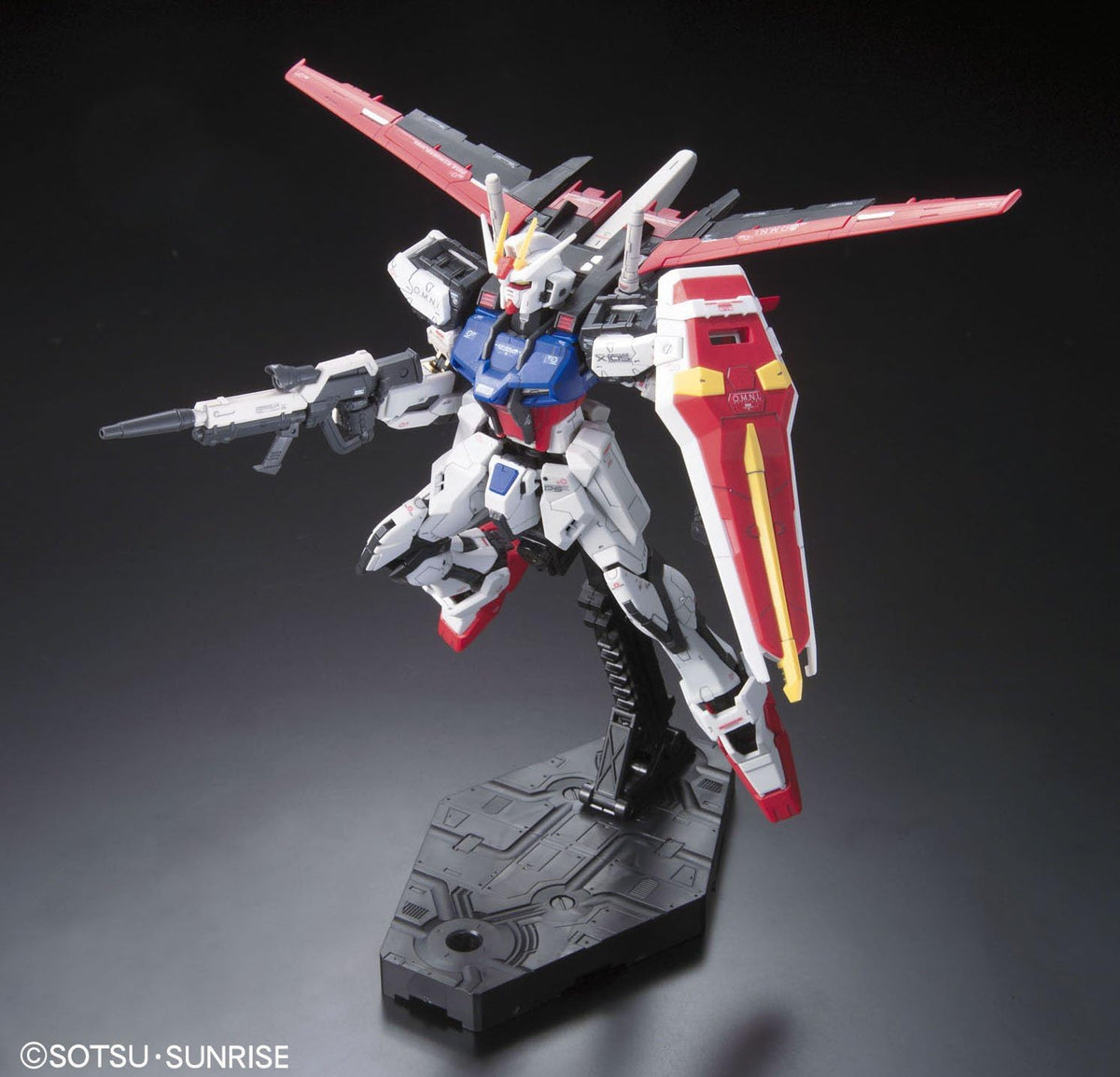 Grado real de Bandai N.° 03 Aile Strike Gundam 1/144.