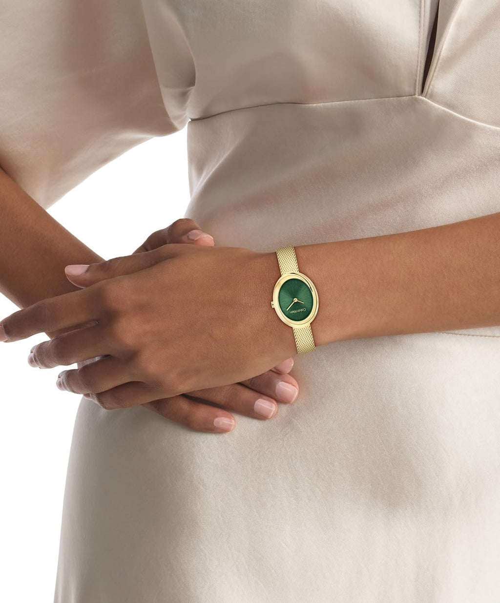 Calvin Klein Reloj de acero inoxidable con bisel trenzado para mujer, caja ovalada de 0.945 in, pulsera de malla, esfera de rayos solares, diseño elegante, regalo para ella