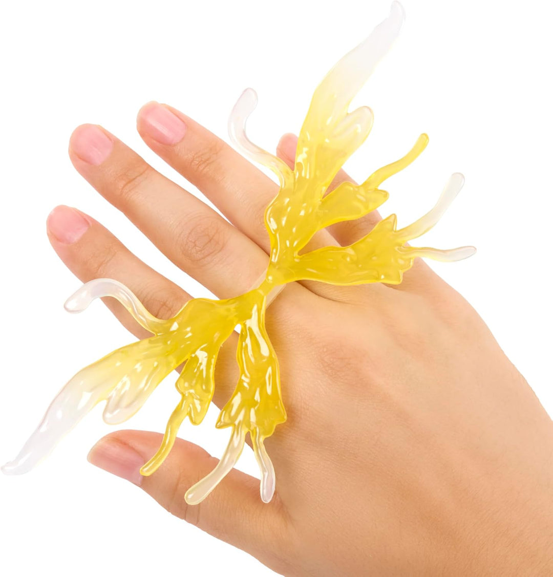 Bratz Fashion Pixiez Cloe - Muñeca de fantasía coleccionable con mo...