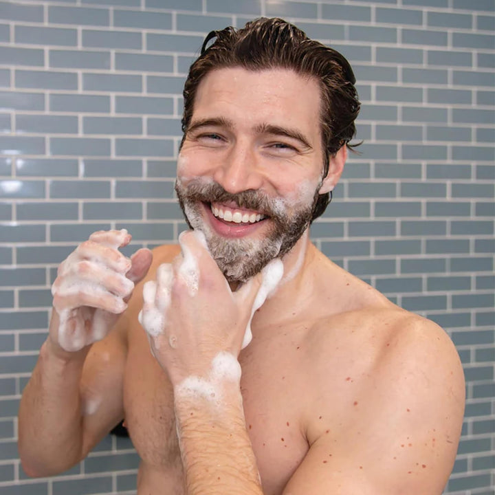 Billy Jealousy Lavado de barba para barba suave, manejable y sin en...